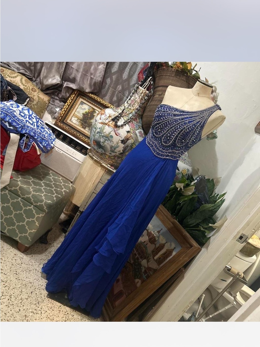 Label inside blue silk elegant